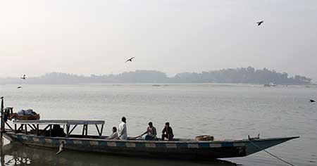 Sabse Lambi aur Badi Nadi Brahmaputra Nadi